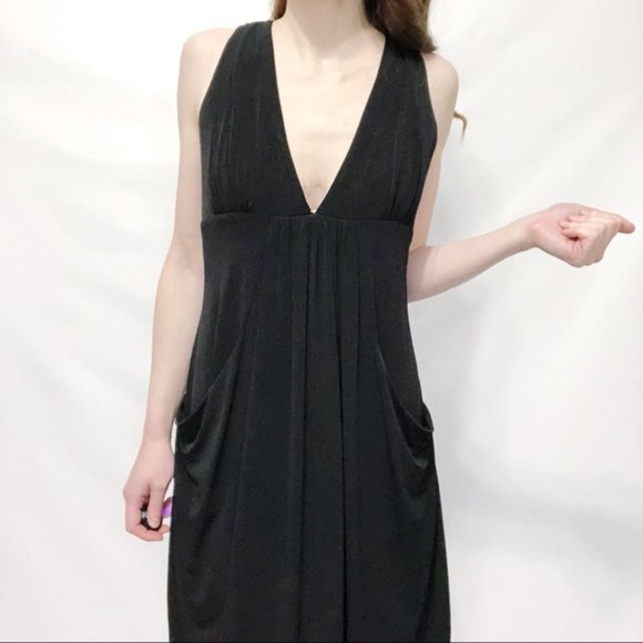 LAUNDRY BY SHELLI SEGAL V-Neck Dress with Pockets - Picture 4 of 10